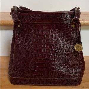 Brahmin shoulder bag from pet- and smoke-free home